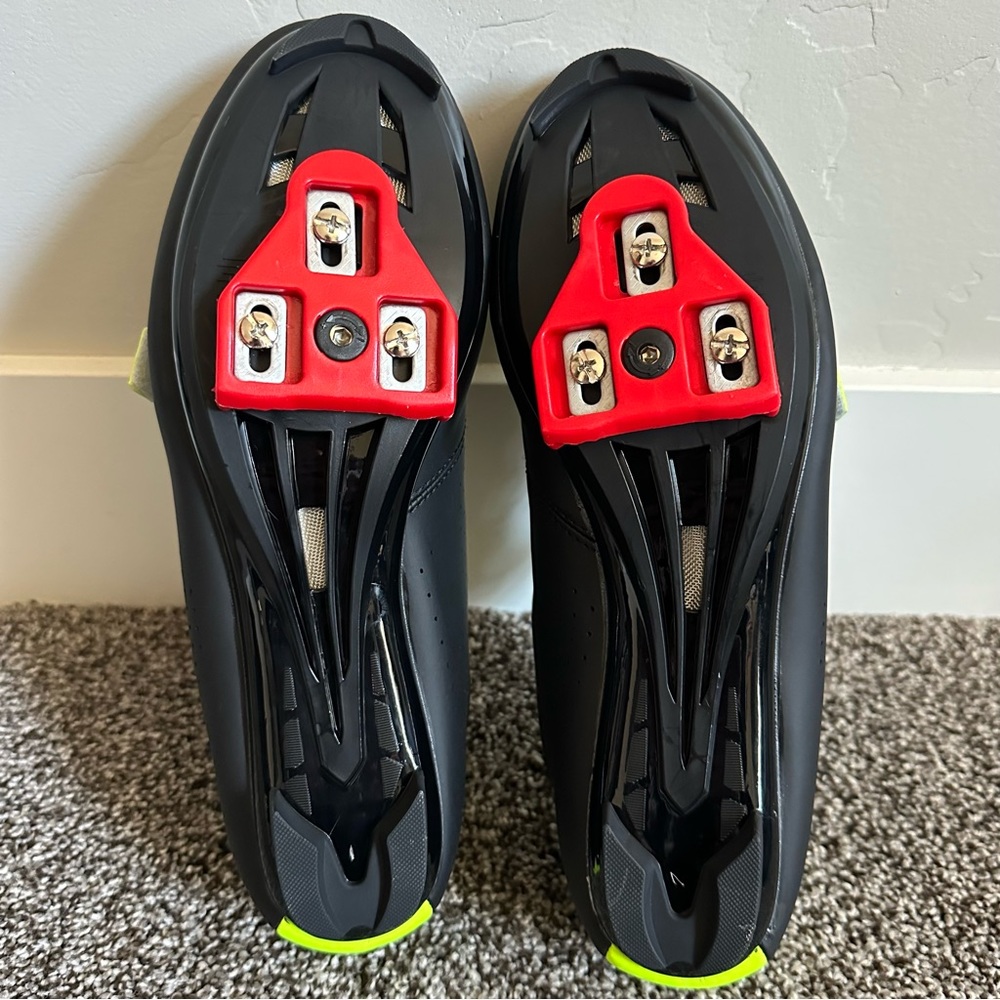 Road Bike Premium Microtex Cycling/Spin Shoes with Look Delta Cleats Size 45 - Picture 8 of 10